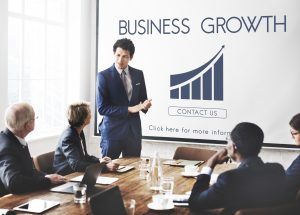 people discussing about Digital Marketing for business